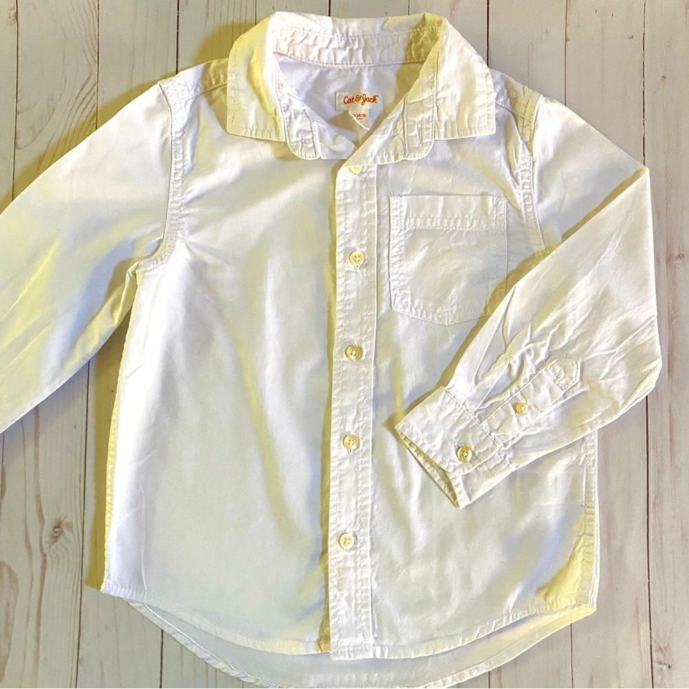 EUC Cat& Jack White Long Sleeve Shirt Boy Size- XS (4/5)